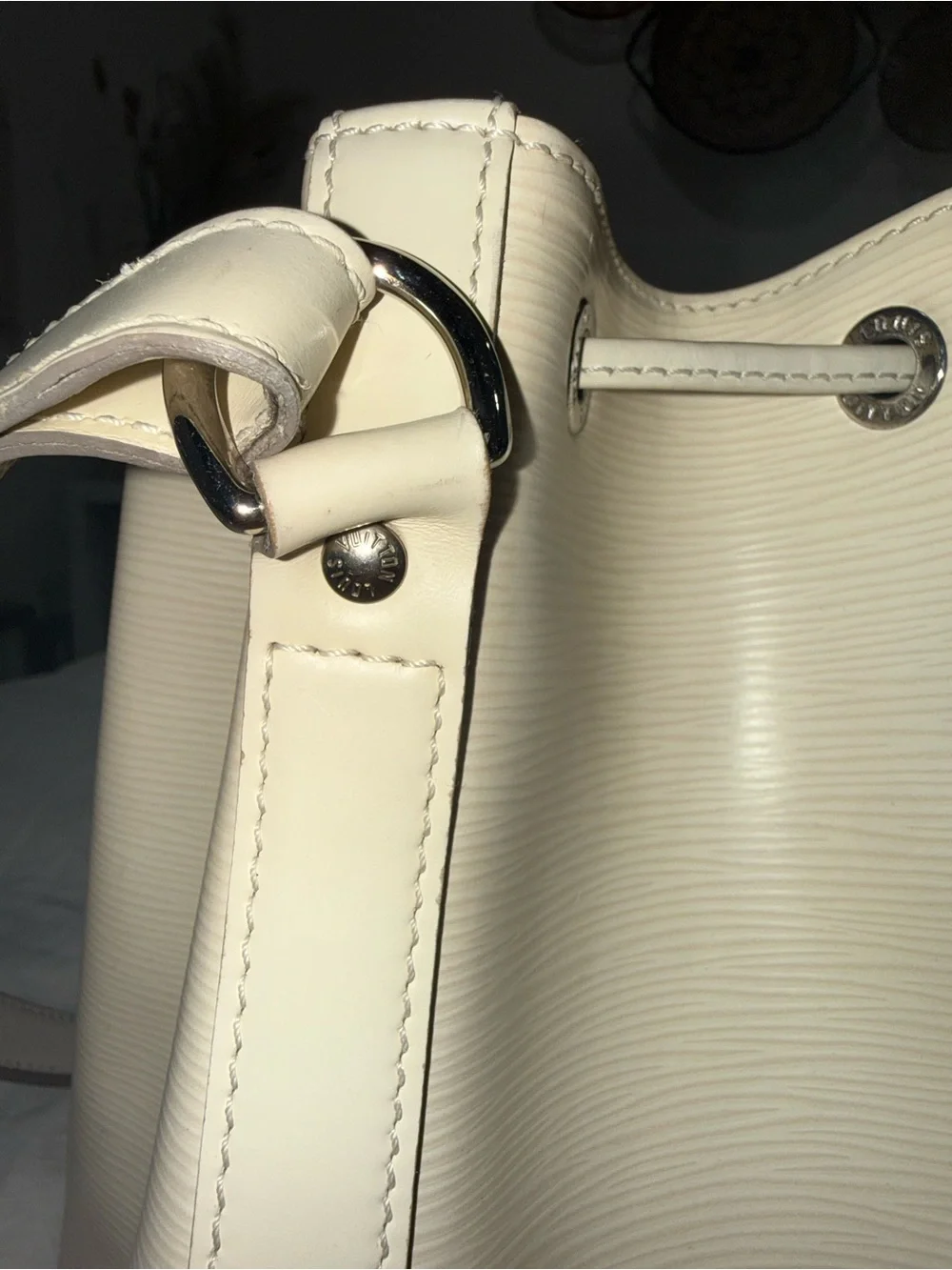 Louis Vuitton preloved see